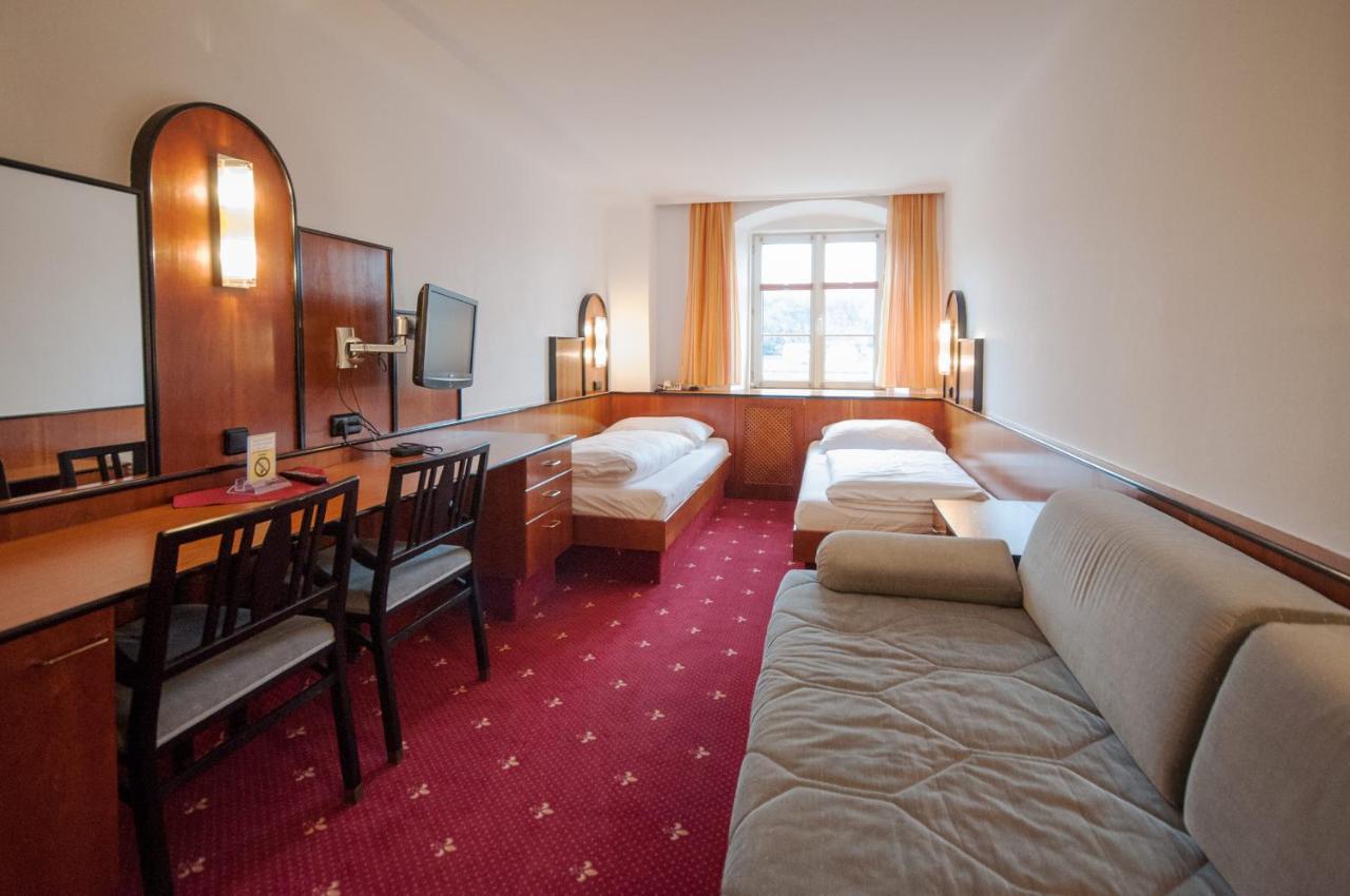Hotel Gasthof Sonne Aschach an der Donau Ngoại thất bức ảnh