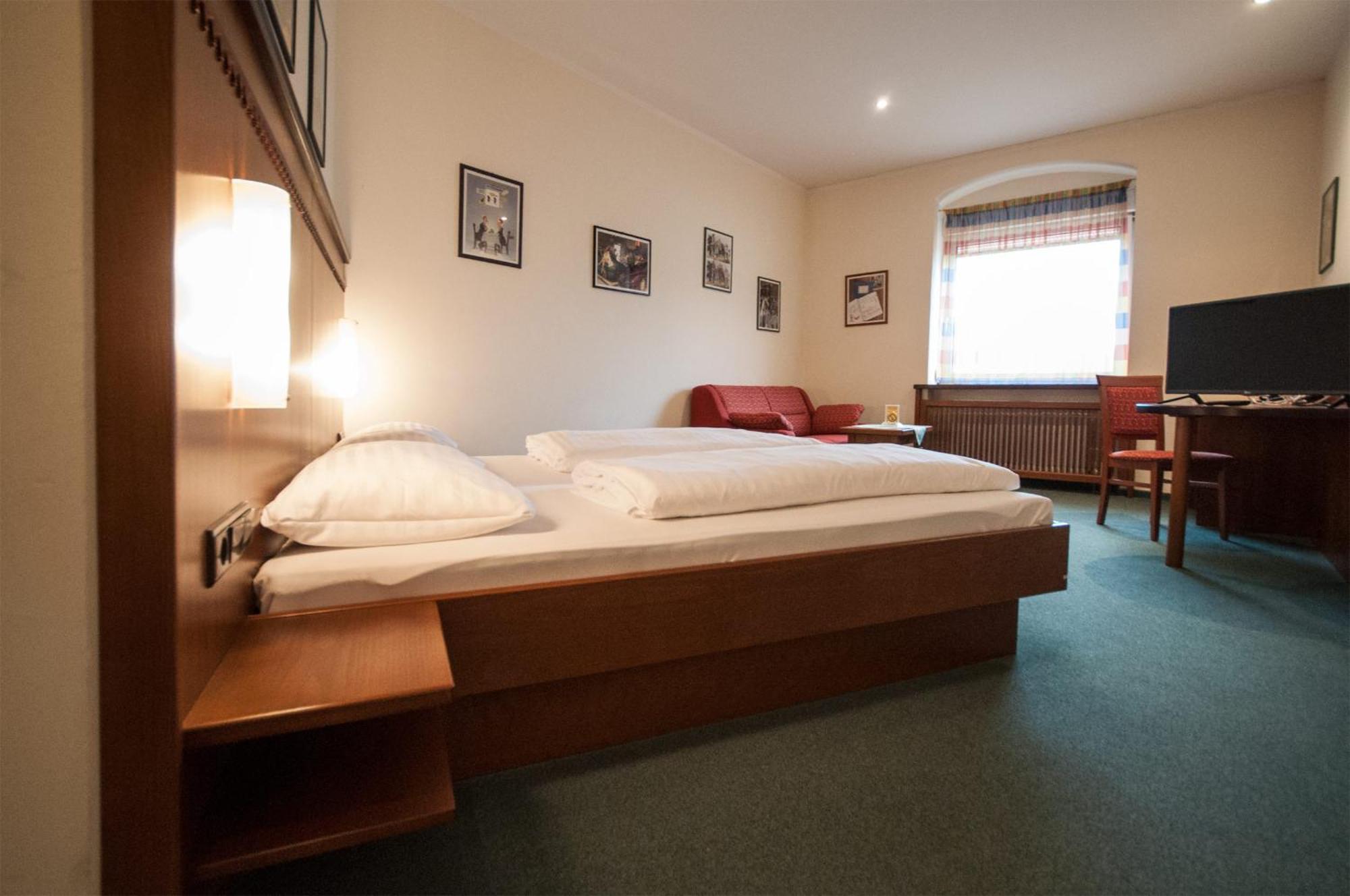 Hotel Gasthof Sonne Aschach an der Donau Ngoại thất bức ảnh