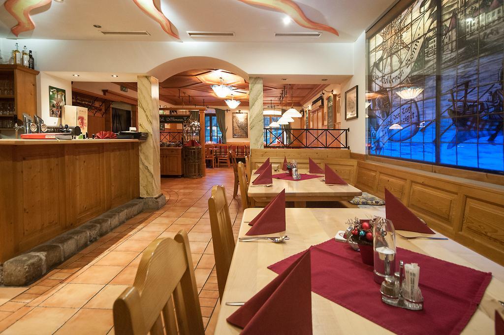 Hotel Gasthof Sonne Aschach an der Donau Ngoại thất bức ảnh