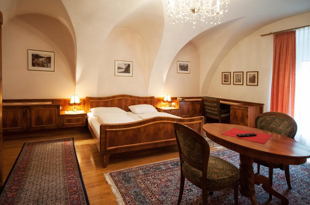 Hotel Gasthof Sonne Aschach an der Donau Ngoại thất bức ảnh
